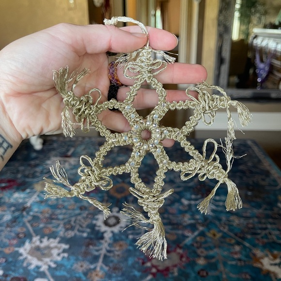 Handmade Macramé Rope Snowflake Ornament - Picture 2 of 7